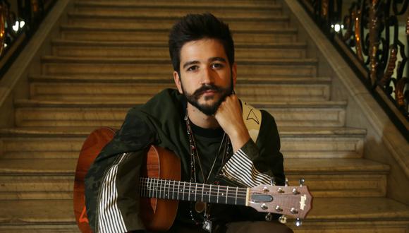 Camilo, durante su visita al diario El Comercio. El músico fue nominado al Grammy 2021. Foto: Alonso Chero para El Comercio.