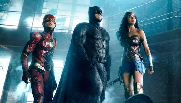 Después de dos años y medio de pedidos, Warner Bros. confrimó que se publicará el 'Snyder Cut' en HBO Max. Ezra Miller (Flash), Ben Affleck (Batman) y Gal Gadot (Wonder Woman) (Foto: Warner Bros.)