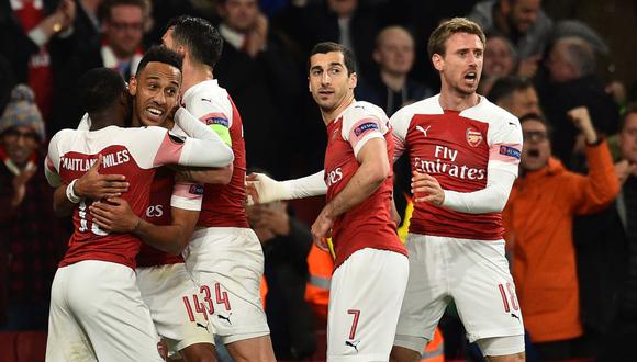 Arsenal con un tanto de Aubameyang en los descuentos, más el doblete inicial de Lacazette derrotó por 3-1 a un Valencia. (Foto: AFP)