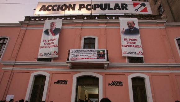 Julio Guzmán y el Partido Morado habían pedido un deslinde a Acción Popular. (Foto: Archivo El Comercio)