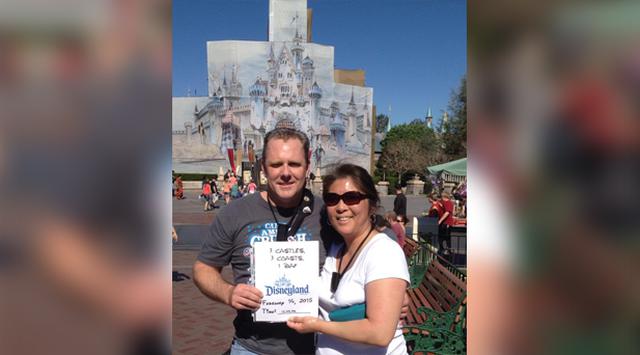 Esta pareja recorrió el mundo por su amor a Disneyland - 2