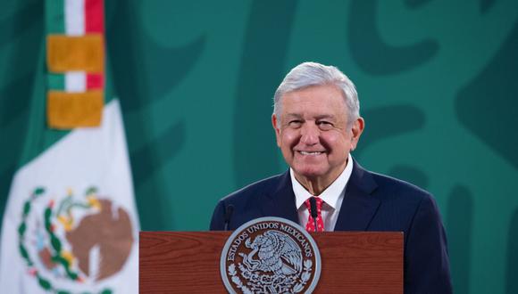 El presidente de México también explicó que sus doctores le han asegurado que no tiene actualmente “ningún problema de contagio ni de contagiar a nadie”. (Archivo / EFE / Presidencia De México).