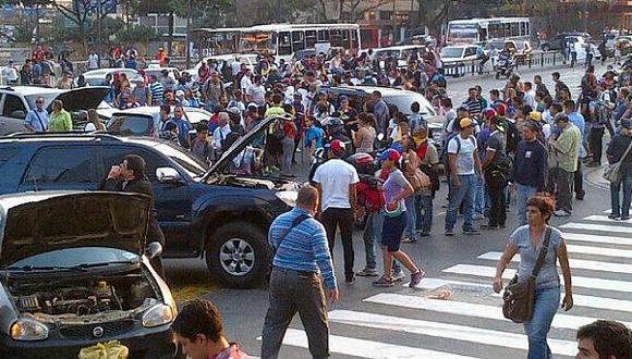 Venezuela: Carro malogrado, la nueva forma de protesta