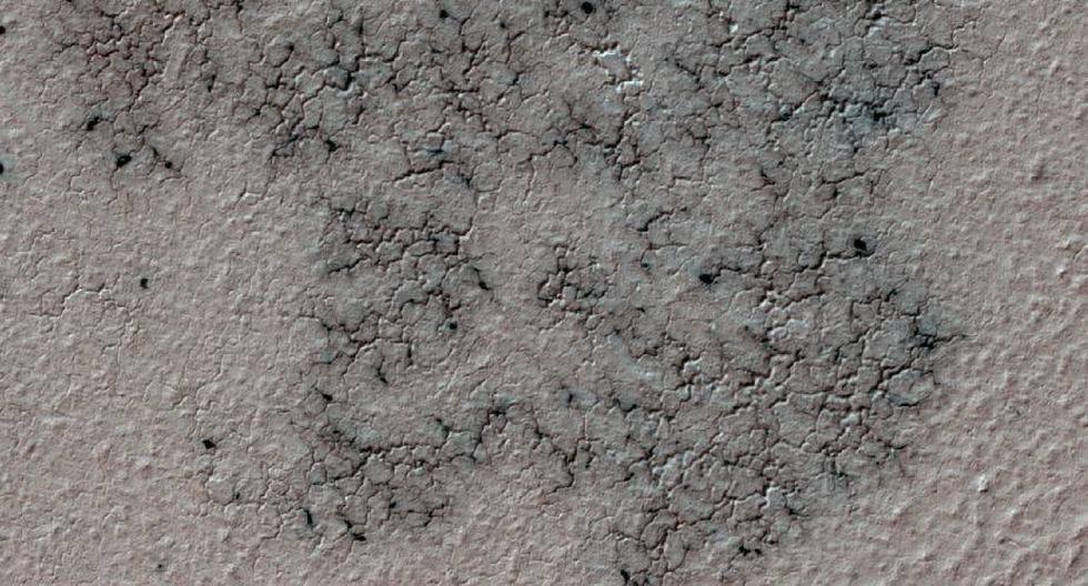 Ara&ntilde;as marcianas. (Foto: NASA/JPL-Caltech/Univ. of Arizona)