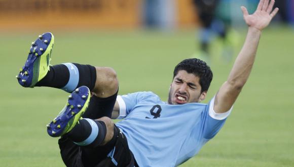 Alarma en Uruguay: Suárez fue operado por lesión en meniscos