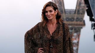 Cindy Crawford publica fotografía sin maquillaje y sorprende a sus fanáticos