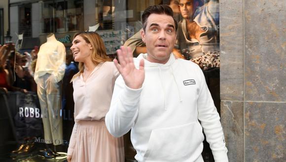 La pareja Robbie Williams y Ayda Field tiene más de 10 años de matrimonio. Actualmente crían a sus cuatro menores hijos. (AFP).