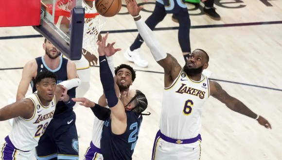 Los Lakers comienzan a poner autoridad en la NBA con esta victoria sobre los Grizzlies. (Foto: EFE)