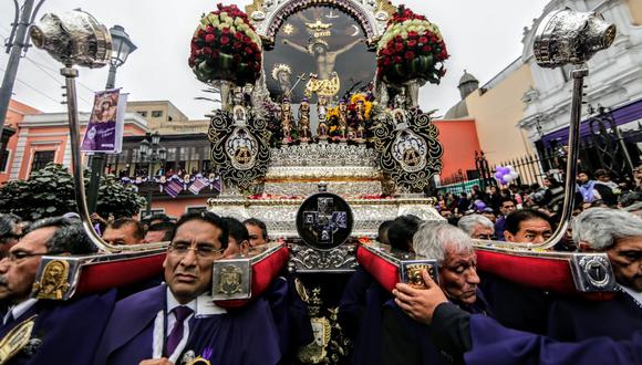 Señor de los Milagros: Conoce cuáles son las marchas musicales que acompañan al Cristo de Pachacamilla en cada recorrido durante el mes de octubre e inicios de noviembre. (Foto: Radio Nacional)