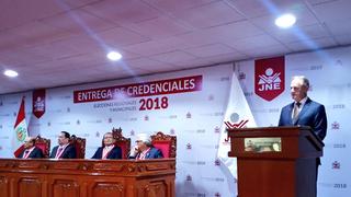 Jorge Muñoz recibió credenciales como alcalde electo de Lima Metropolitana