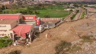 Un muerto, dos desaparecidos y 570 casas afectadas tras huaicos en Tacna y Moquegua