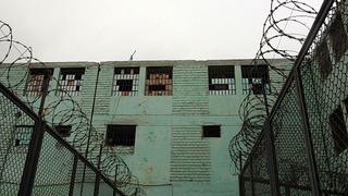 Más de la mitad de los presos en Lima no terminó el colegio