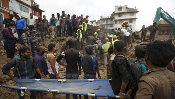 Los videos del devastador terremoto de 7,8 grados en Nepal