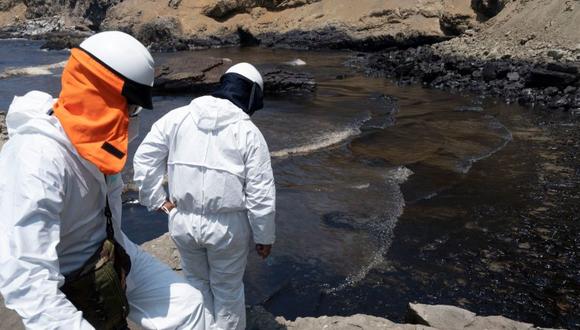 Una vocera de Repsol señaló ayer que la empresa no se considera responsable del desastre ecológico ocurrido tras el derrame de petróleo en Ventanilla | Foto: El Comercio