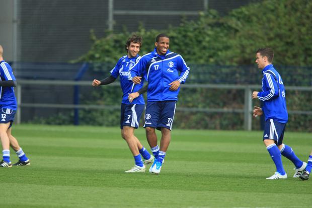 Farfán training with Raúl.  (Photo: German Falcon / GEC)