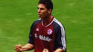 Claudio Pizarro: Bundesliga le dedicó este video en Twitter