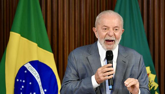 El presidente brasileño, Luiz Inácio Lula da Silva, habla durante una reunión ministerial en el Palacio Planalto en Brasilia el 18 de marzo de 2024. (Foto de EVARISTO SA / AFP)