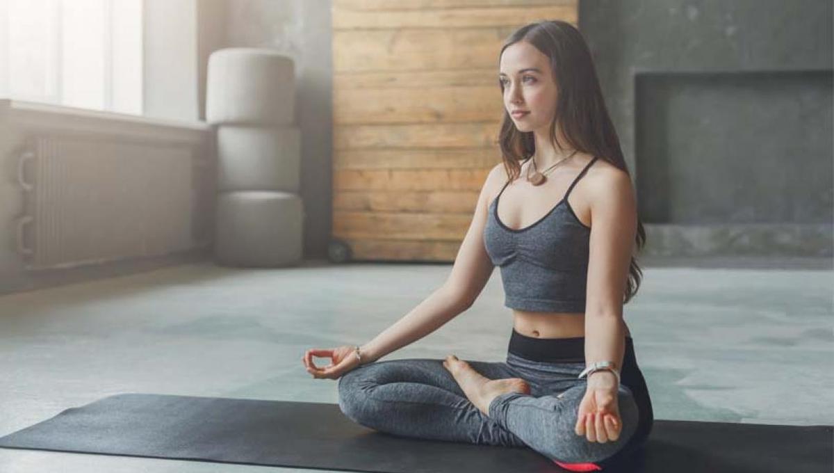 El yoga permite reducir el estrés y la ansiedad. (Foto: Shutterstock)