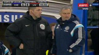José Mourinho no vio el gol del Chelsea por reclamar a árbitro