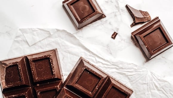 Algunas amantes del chocolate prefieren guardarlo con papel aluminio. (Imagen: Pexels)