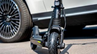 Mercedes Benz se une a la competencia de scooters eléctricos con este modelo