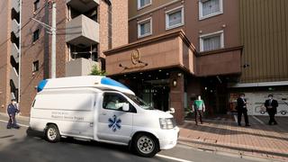 Japón: Absuelven a enfermera acusada de provocar muerte de anciana por darle una dona