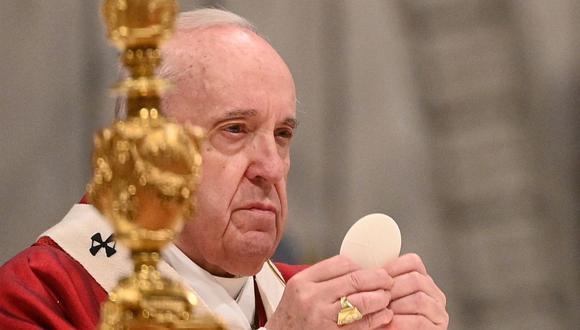 Papa Francisco llama al diálogo en Colombia y defiende “el derecho a manifestarse pacíficamente”. (Foto: Vincenzo PINTO / AFP).