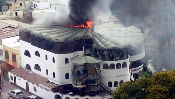 Incendio en el hotel El Dorado de San Isidro