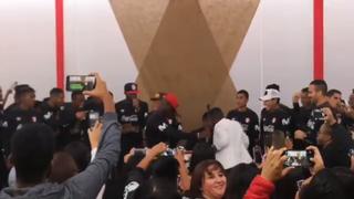 YouTube: Luis Advíncula bailó salsa durante evento familiar de la blanquirroja
