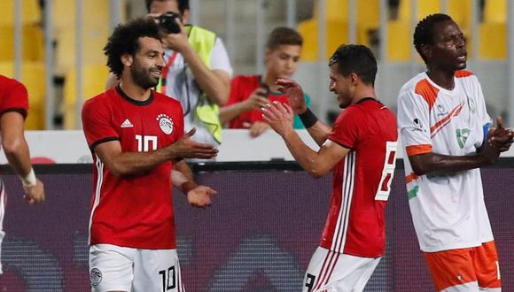 Salah surrealista: erró dos penales ante Niger, pero anotó un gol. (Foto: AFP)