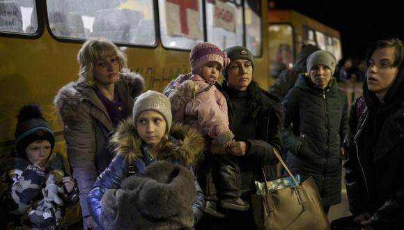 Desplazados internos de Mariúpol y pueblos cercanos llegan a Zaporizhzhia, Ucrania.