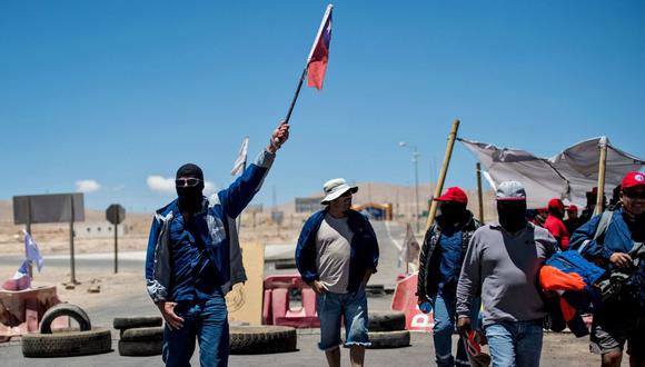 La huelga en la mina Escondida, la mayor productora de cobre del mundo, podr&iacute;a sumir a Chile en una recesi&oacute;n t&eacute;cnica en el primer trimestre del a&ntilde;o. (Foto: AFP)