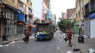 Las vías de Gamarra repletas de basura a cuatro días de Navidad