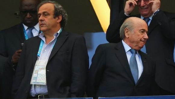Platini sobre Blatter: "Fue una decisión difícil pero valiente"