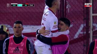 Franco Cristaldo marcó su doblete tras convertir el penalti en favor Huracán vs. River Plate | VIDEO