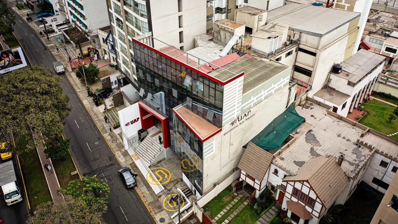 Local de Universidad Alas Peruanas en Jesús María. (Fotos: Daniel Apuy)