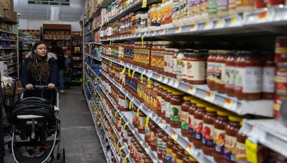 Toma nota qué días te conviene acudir al supermercado (Foto: AFP)