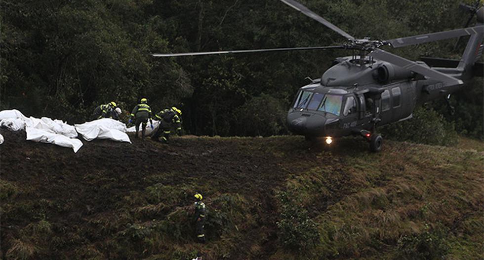 Avión donde iba el equipo brasileño Chapecoense se estrelló en Colombia, muriendo 75 personas. (Foto: EFE)