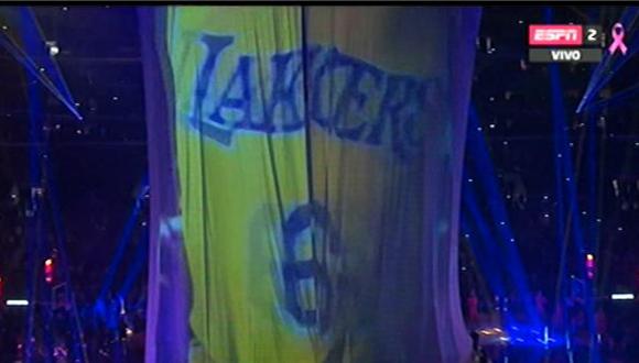 Majestuosa presentación de LeBron James en el Staples Center | Foto: captura