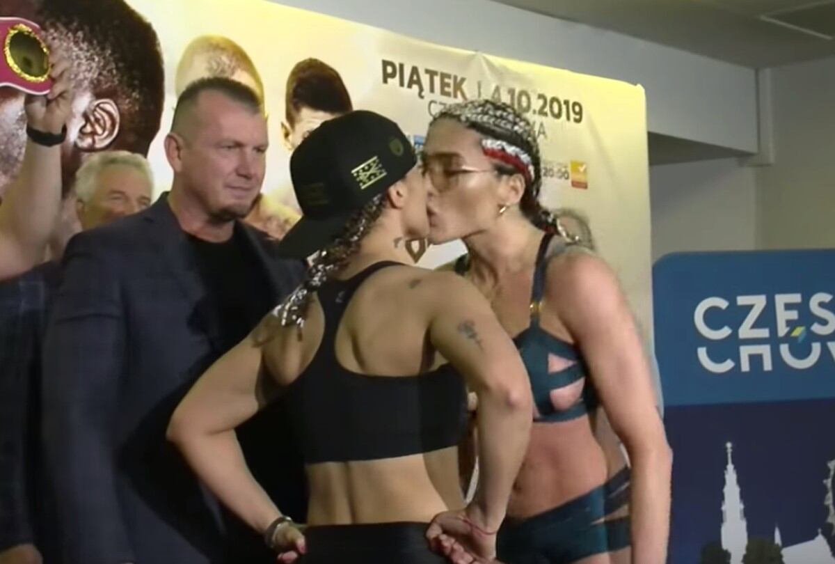 El sorpresivo beso que recibió la argentina Soledad Matthysse de su rival en Polonia. (Foto: captura YouTube)