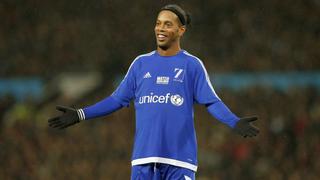Alianza: ¿Qué falta para que Ronaldinho juegue por íntimos?