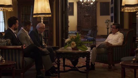Durante el quinto episodio de "Contigo, capitán", aparece la conversación que tuvo Paolo Guerrero con el ex presidente Martín Vizcarra. (Foto captura: Netflix)