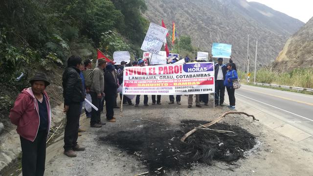 Apurímac: comuneros bloquean vía hacia las provincias de Grau y Cotabambas