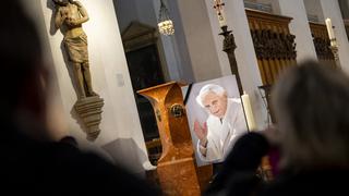 Benedicto XVI pide perdón en su testamento a quienes haya podido dañar