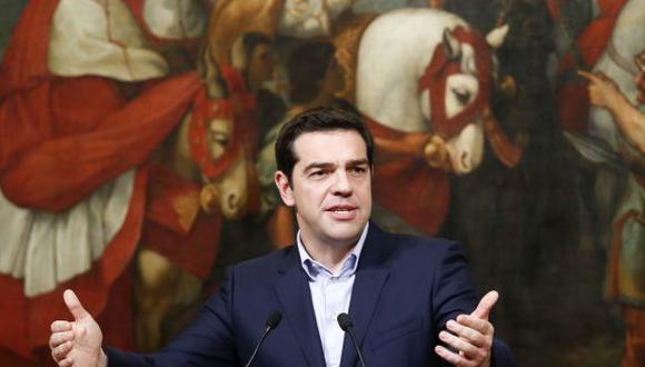 Tsipras y Merkel buscan rebajar tensión entre Grecia y Alemania