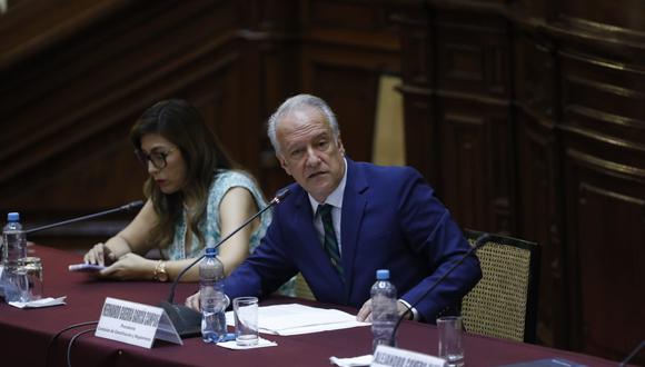 La Comisión de Constitución es presidida por el congresista Hernando Guerra García (Fuerza Popular).