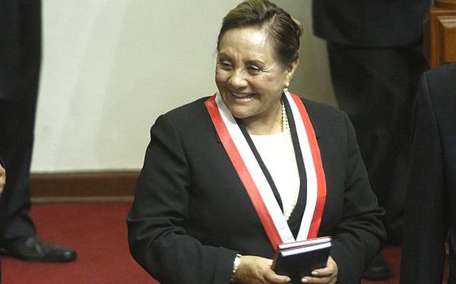 Rosa Nuñez juró como congresista en reemplazo de Urtecho - 1