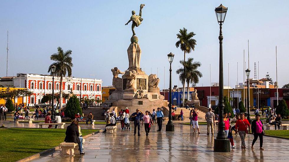 Seg&uacute;n la direcci&oacute;n de cultura de La Libertad, los qu&iacute;micos que hay en las excretas de aves corroen las estatuas hist&oacute;ricas de Trujillo construidas entre 1921 y 1929. (Andina)