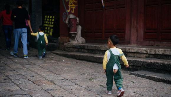 El pantalón abierto para niños en China pierde espacio frente a los pañales y genera debate | Foto: Bruno Maestrini.