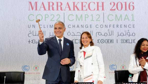 El nuevo presidente de la COP22 inst&oacute; al mundo a &quot;mantener el esp&iacute;ritu&quot; de Par&iacute;s y &quot;la movilizaci&oacute;n sin precedentes&quot; que acompa&ntilde;a el pacto por el cambio clim&aacute;tico adoptado a finales de 2015.  